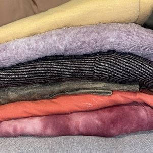 6 american eagle basic tees!